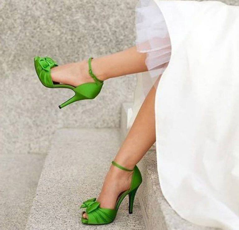 Zapatos De Novia Con Color Blog De Bodas De Una Boda Original