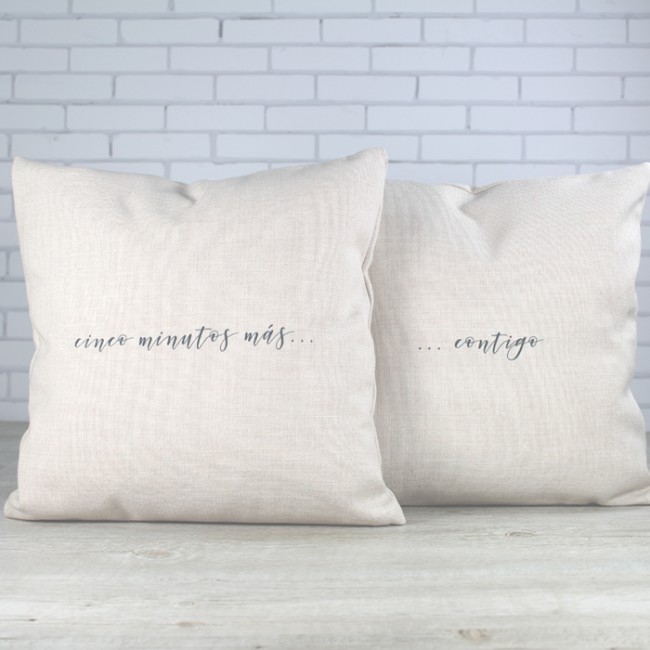 Cojines 5 minutos más contigo (4 combinaciones): Detalles y decoración